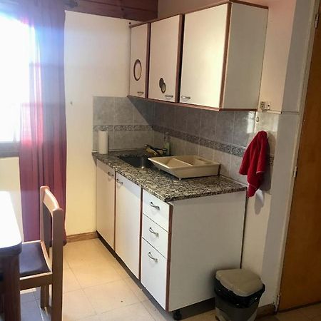 Pequena Casa De Troncos, Detras De Casa Principal No Trabajo Con Tarjeta De Credito Puerto Madryn Bagian luar foto