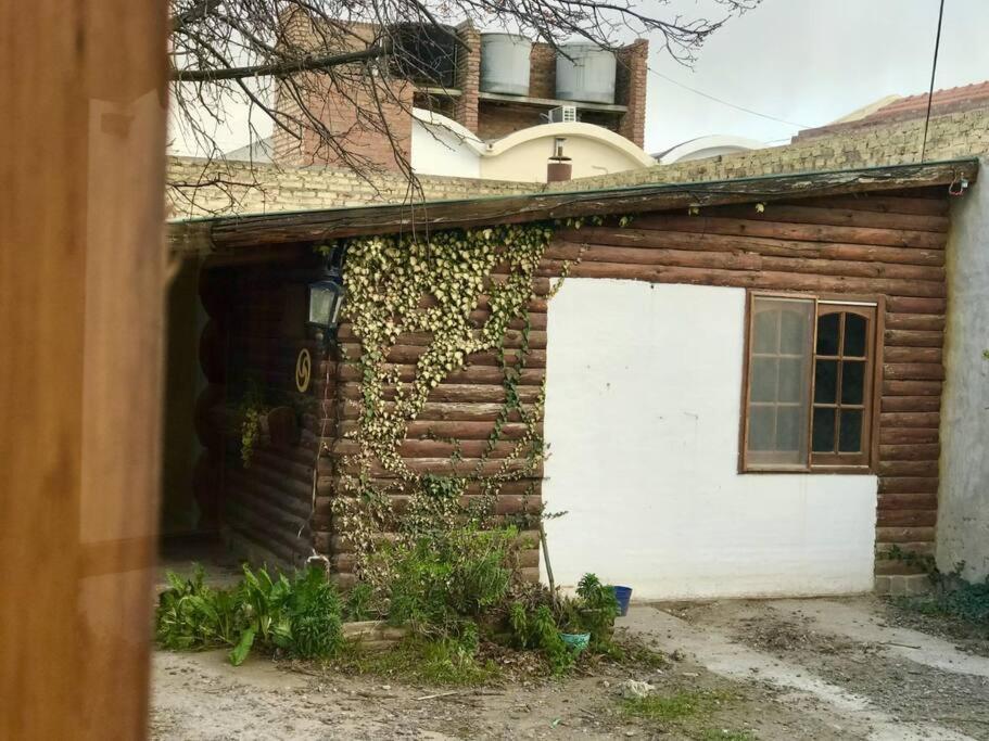 Pequena Casa De Troncos, Detras De Casa Principal No Trabajo Con Tarjeta De Credito Puerto Madryn Bagian luar foto